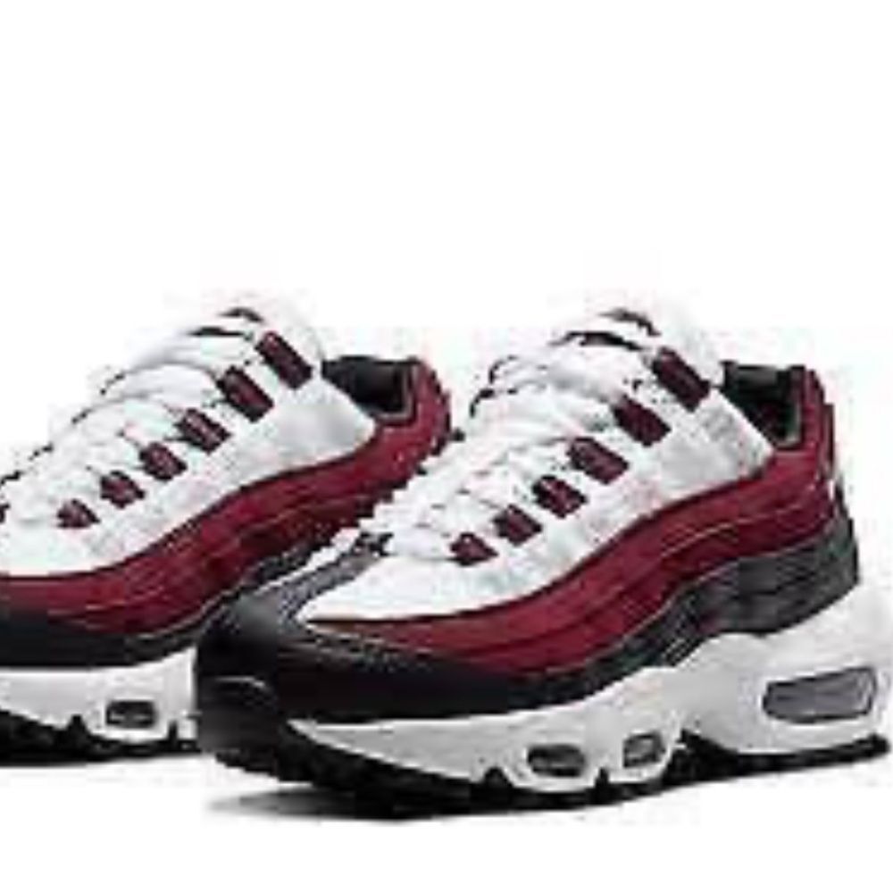 Nike Air Max 95 Recraft GS "White Dark Beetroot"  Kids Size 5Y. Great Condition! - Picture 2 of 9